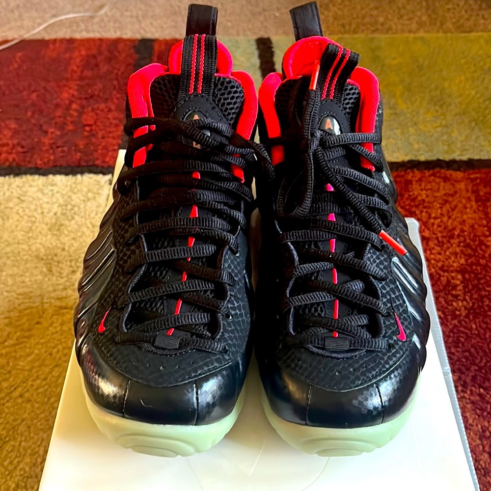 Air Foamposite Pro PRM (Yeezy’s)